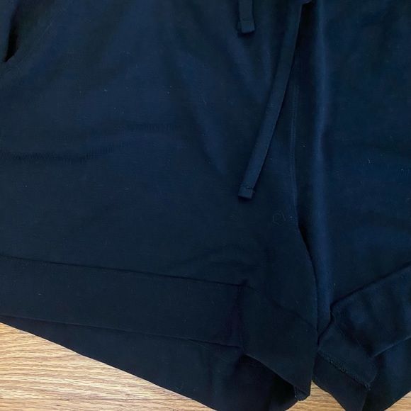 90 Degree by Reflex Shorts Women’s 2X Black Cuffed Drawstring Pockets Ribbed - Picture 4 of 8